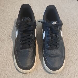 Mens Nike Black and White Air Force 1s